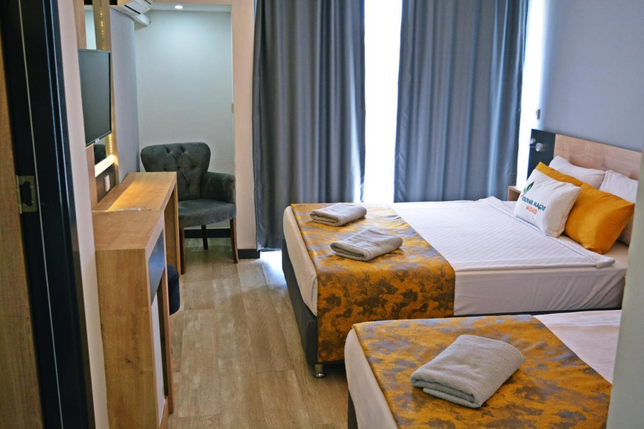 Clover Magic Park Side Hotel Bagian luar foto