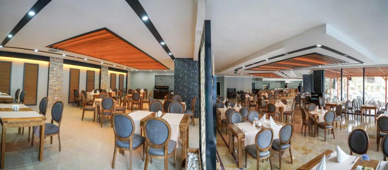 Clover Magic Park Side Hotel Bagian luar foto